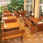 Salena Hotel 3*
