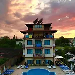 Salena Hotel