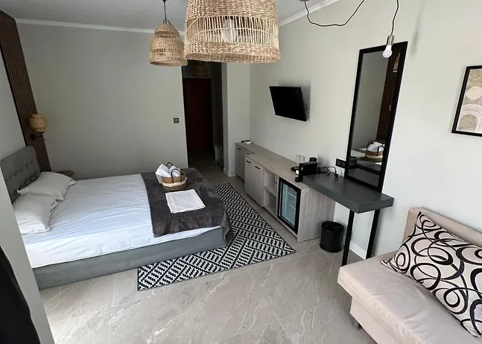 Salena Ξενοδοχείο 3*