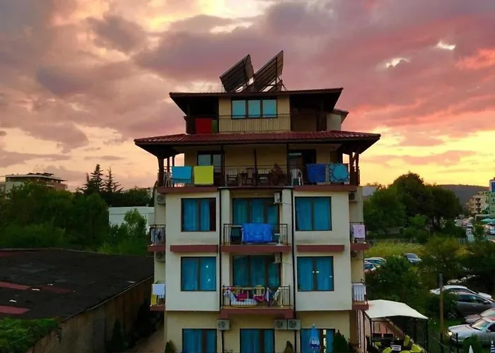 Salena Ξενοδοχείο