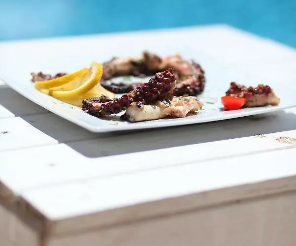 Salena Ξενοδοχείο 3*